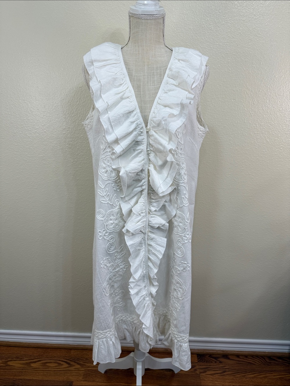 Rancho Estancia White Sleeveless Ruffle-Front Shift Dress Size Large‎